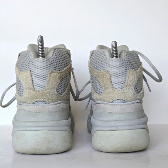 Yeezy Season 7 Desert Boot Taupe  US 5.5 - Picture 3 of 8